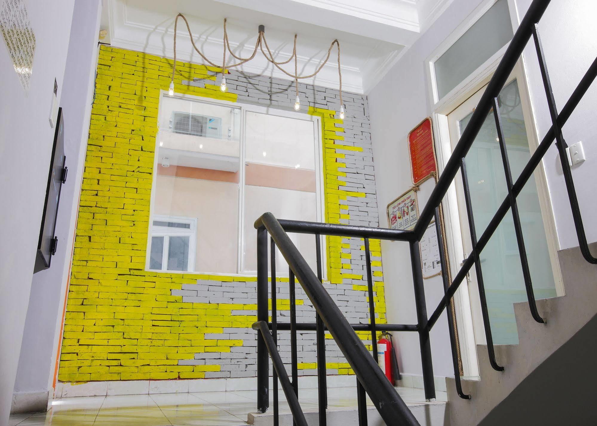 Dream Station - Saigon Hostel Thành Pho Ho Chí Minh Esterno foto