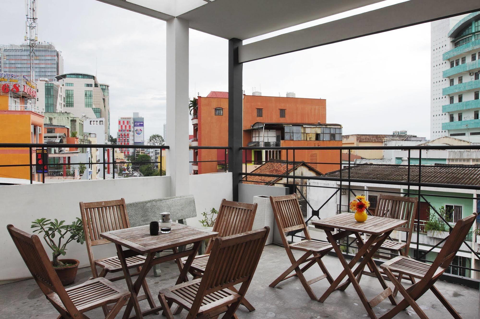 Dream Station - Saigon Hostel Thành Pho Ho Chí Minh Esterno foto